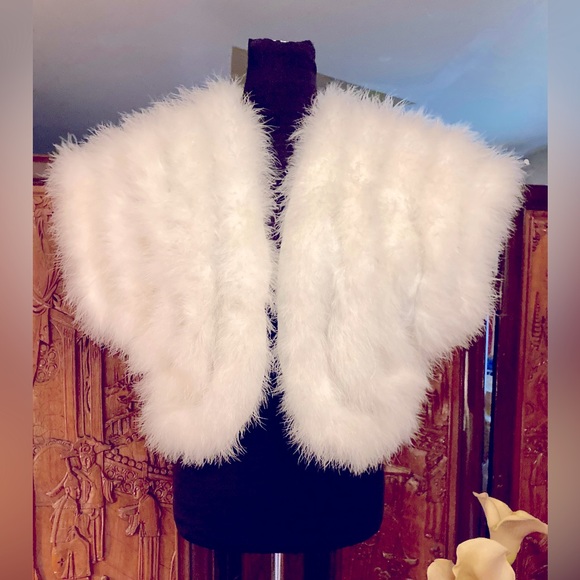 Source Unknown Jackets & Blazers - Vintage 80’s Marabou Bolero white feathers